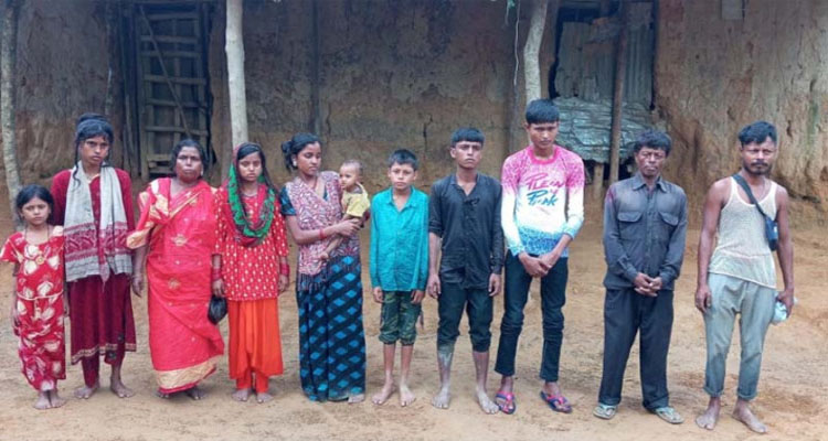 বড়লেখা সীমান্তে দালালসহ ১১ বাংলাদেশি আ/ট/ক...