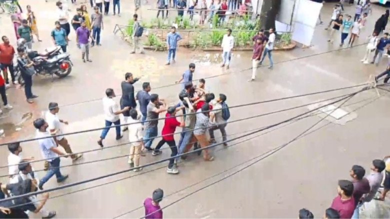 জবিতে ছাত্রদল-শিবির দফায় দফায় সংঘর্ষ, ভি