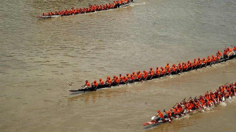 বিয়ানীবাজারে নৌকাবাইচ নিয়ে ধূম্রজাল, মুখ