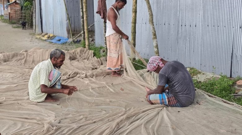 বিয়ানীবাজারের নদনদীতে মাছের আকাল, দিশেহা