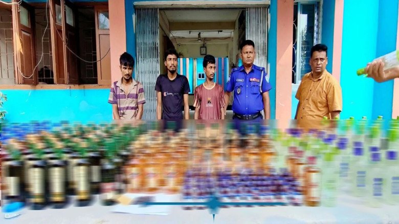 জৈন্তাপুরে কলাপাতার নিচে মিলল মা দ ক, আ ট ক ৩