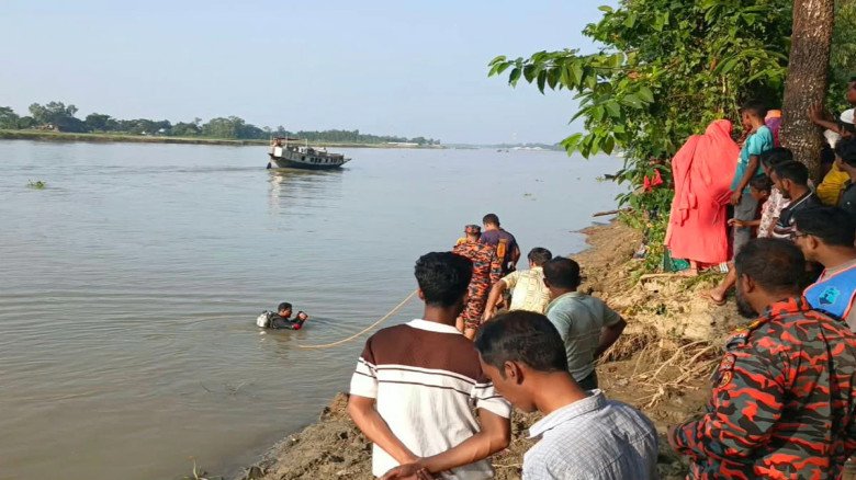 নিখোঁজের একদিন পর কালনীতে ভেসে উঠল গৃহবধূর ম র দে হ