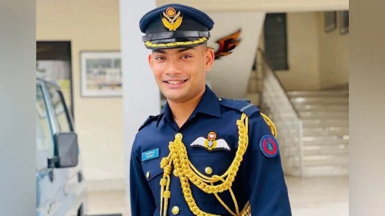 নদী থেকে বিমানবাহিনীর সাবেক কর্মকর্তার ম