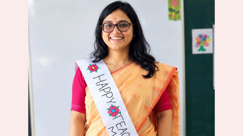 শিশুর ভাষা, অনুকরণ আর হাতের মুঠোয় বিশ্ব