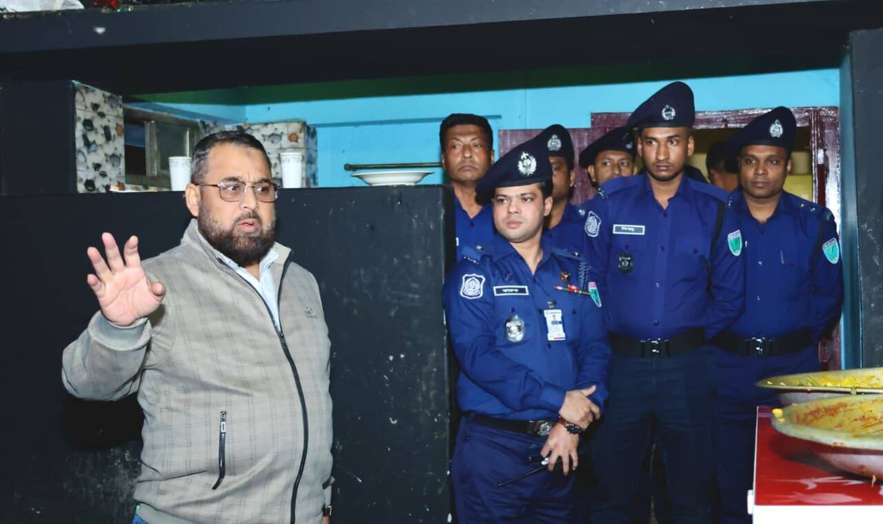 স্বচ্ছতা ও পেশাদারিত্বের সঙ্গে দায়িত্ব পালন করতে হ...