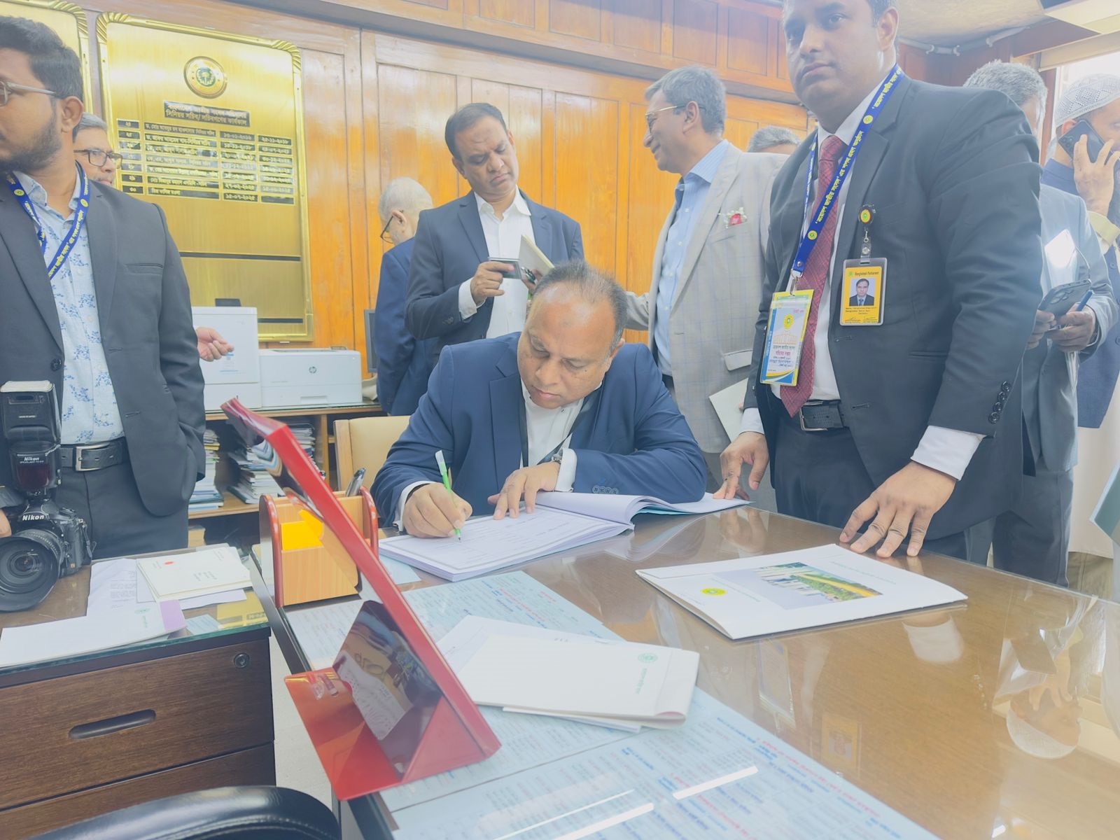 মহান সংসদের শপথ গোলাপগঞ্জ-বিয়ানীবাজারবাসীকে উৎসর্...