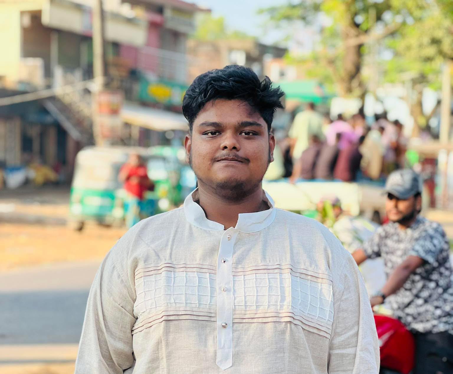 সড়কে ঝরে গেল বড়লেখা ছাত্রদল নেতা মারওয়ানের প্রাণ।...