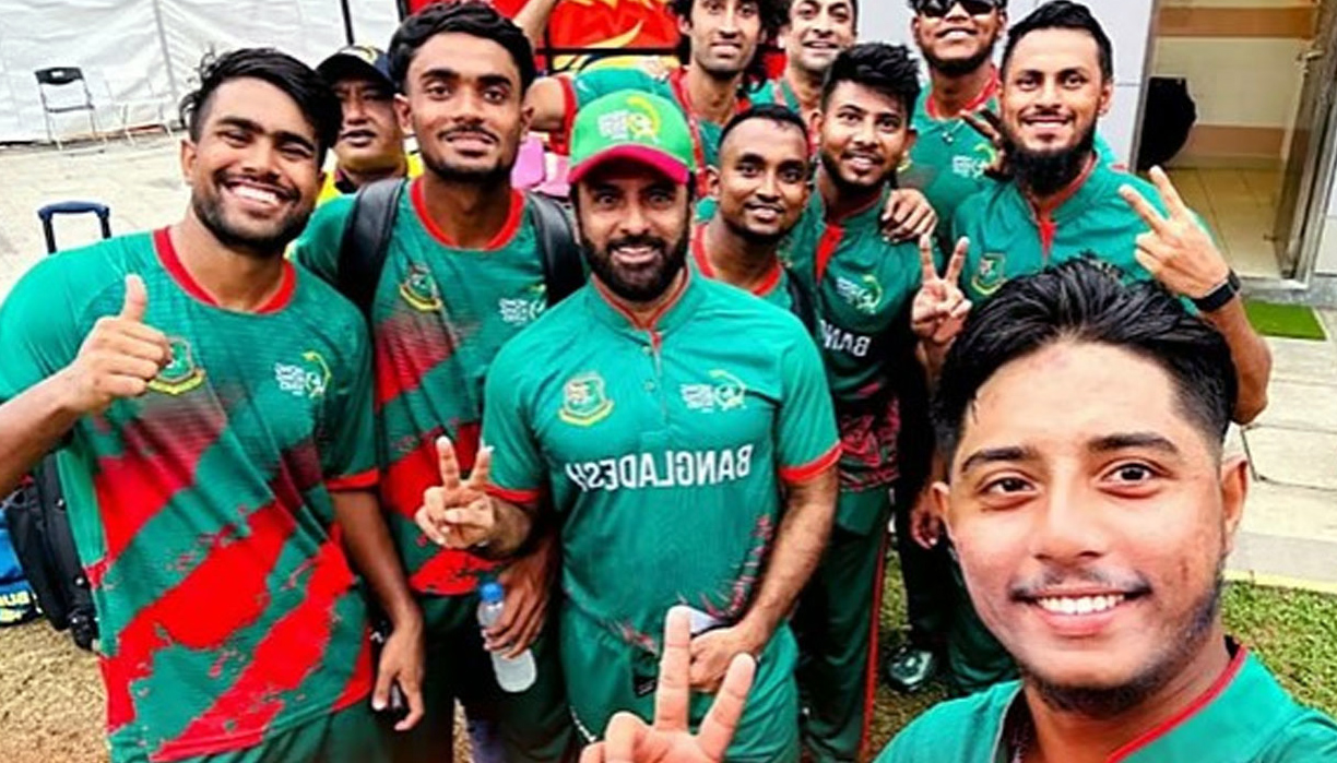 বৃথা গেল আকবরের ১১ বলে ফিফটি, প্লেট লেগে রানার্সআপ...