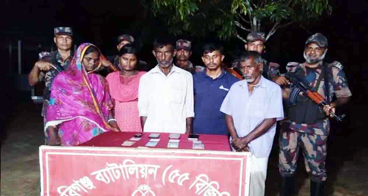 চুনারুঘাট সীমান্তে ৫ বাংলাদেশি আটক