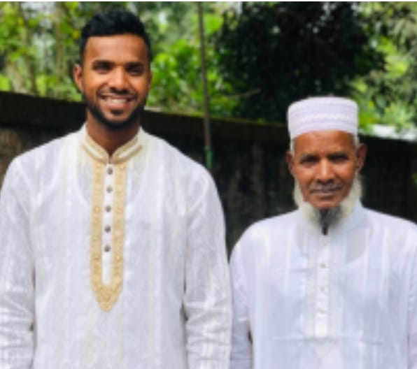 জাতীয় দলের পেসার ইবাদতের বাবা চিরনিদ্রায় শায়িত
